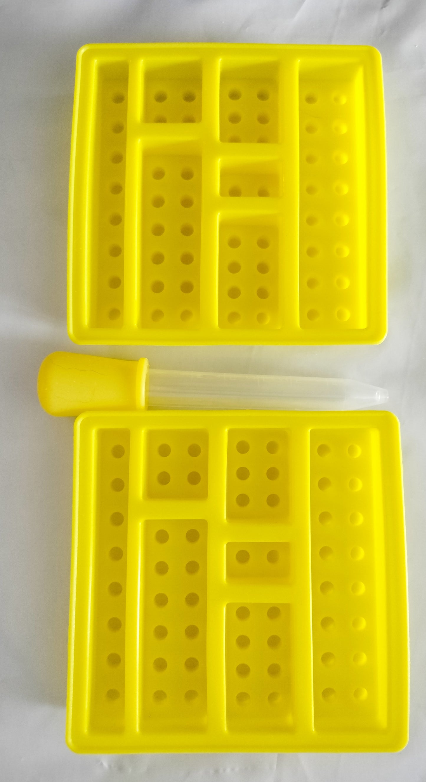 2 moules silicone forme brique de construction + 1 pipette