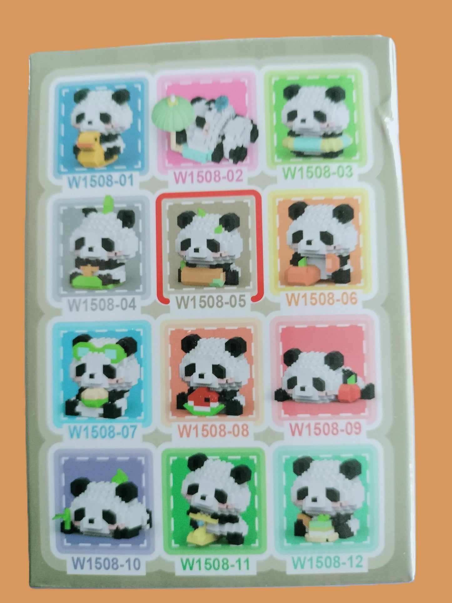 Mini bricks de construction Panda avec sa bûche