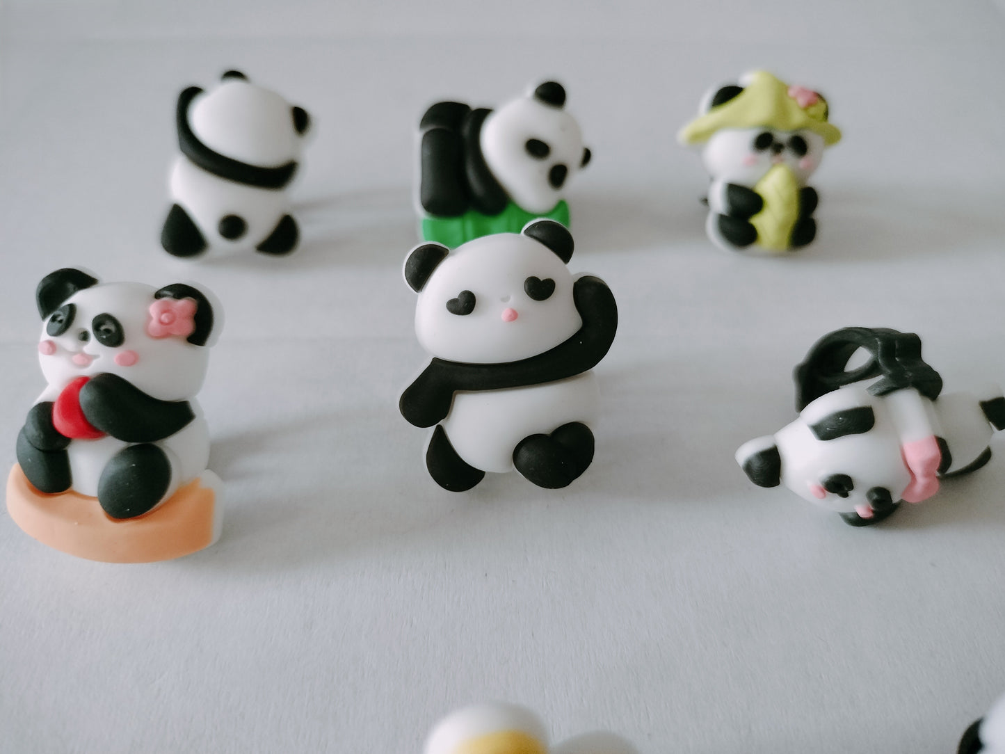 9 charms pour lacets Pandas