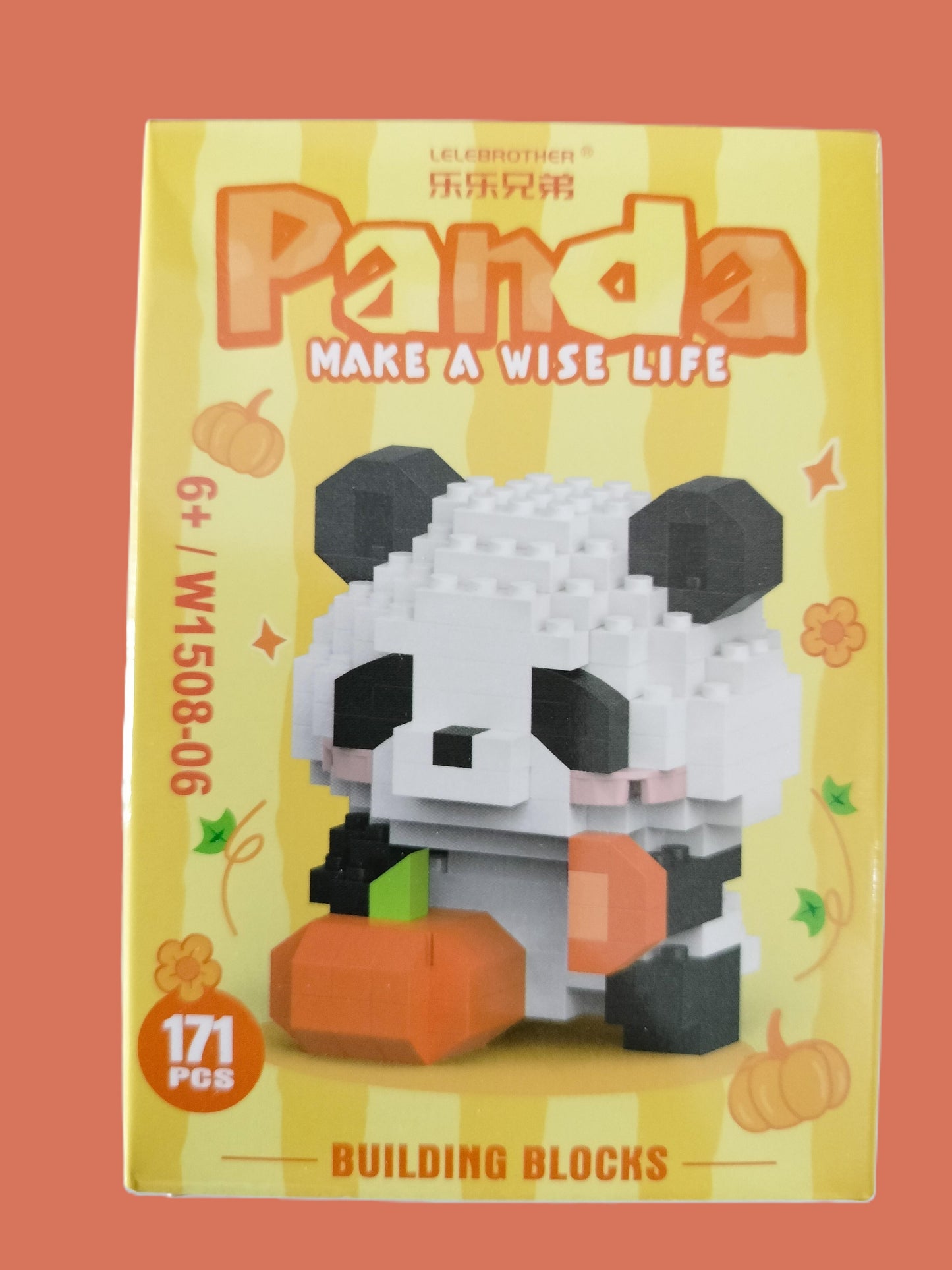 Mini bricks de construction Panda avec sa citrouille