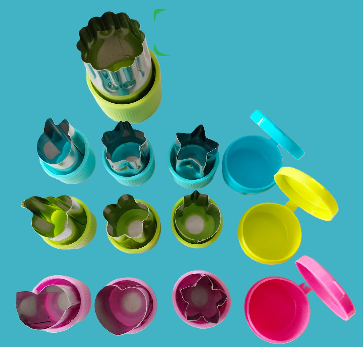 Ensemble 10 accessoires découpe + 4 mini pots pour sauces