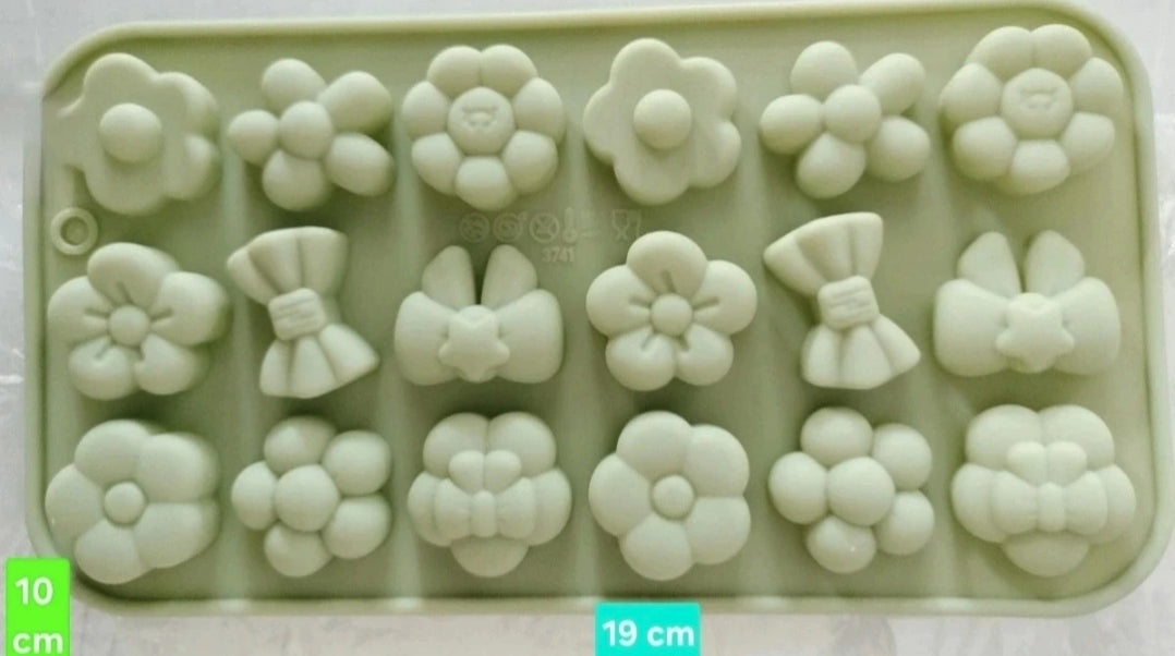 Moule silicone Petites fleurs et rubans pour bonbons / chocolats