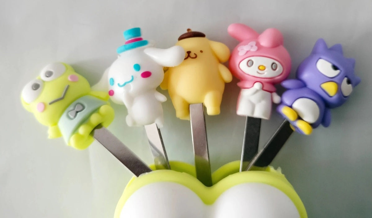 5 piques à fruits / fromages / légumes Keroppi Sanrio